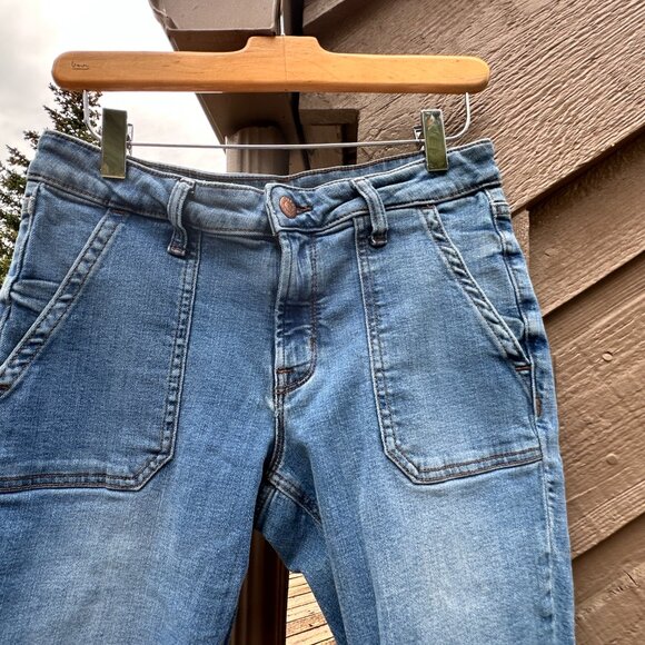 Old Navy Rockstar Super Skinny Utility Ankle Jean - Picture 4 of 7